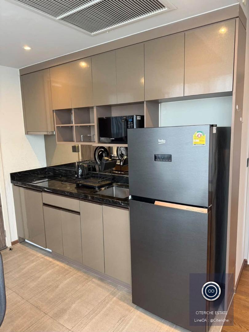 ห้องมุมตกแต่งบิลต์อินใหม่ | Ideo Q Sukhumvit 36 | Super Luxury 1-Bedroom Condo