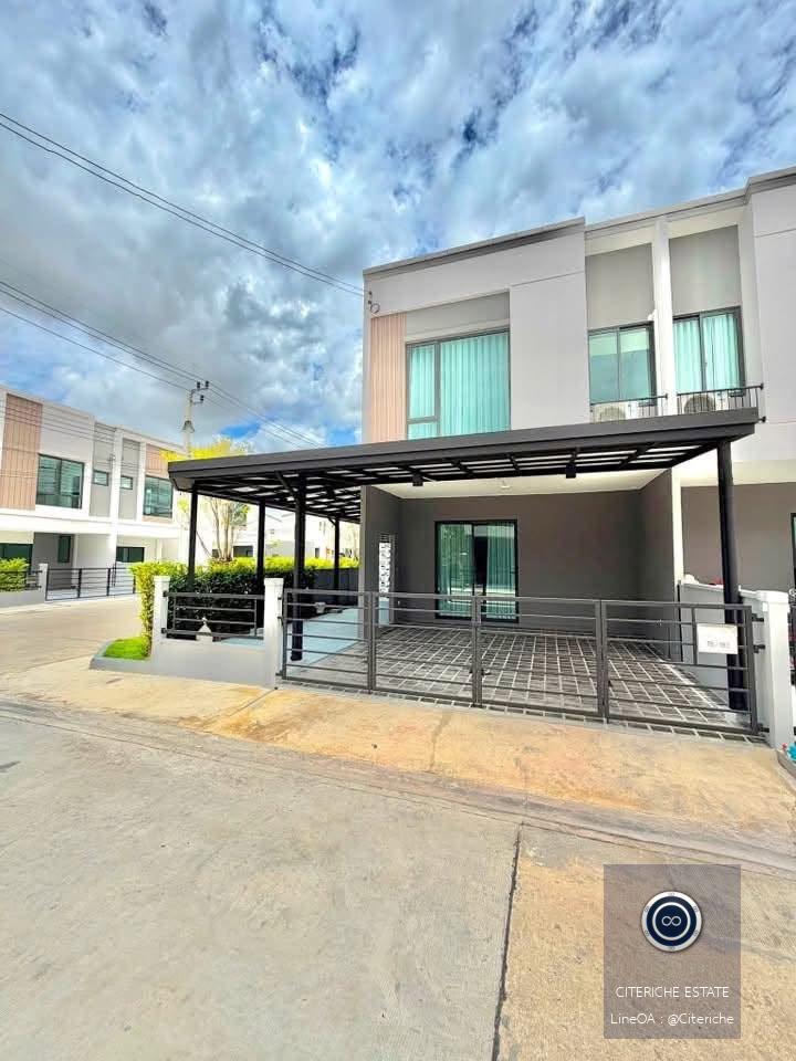 ตกแต่งครบพร้อมเข้าอยู่ ใกล้ Mega Bangna | Pleno Sukhumvit-Bangna 3 | ทาวน์โฮม 3 ห้องนอน