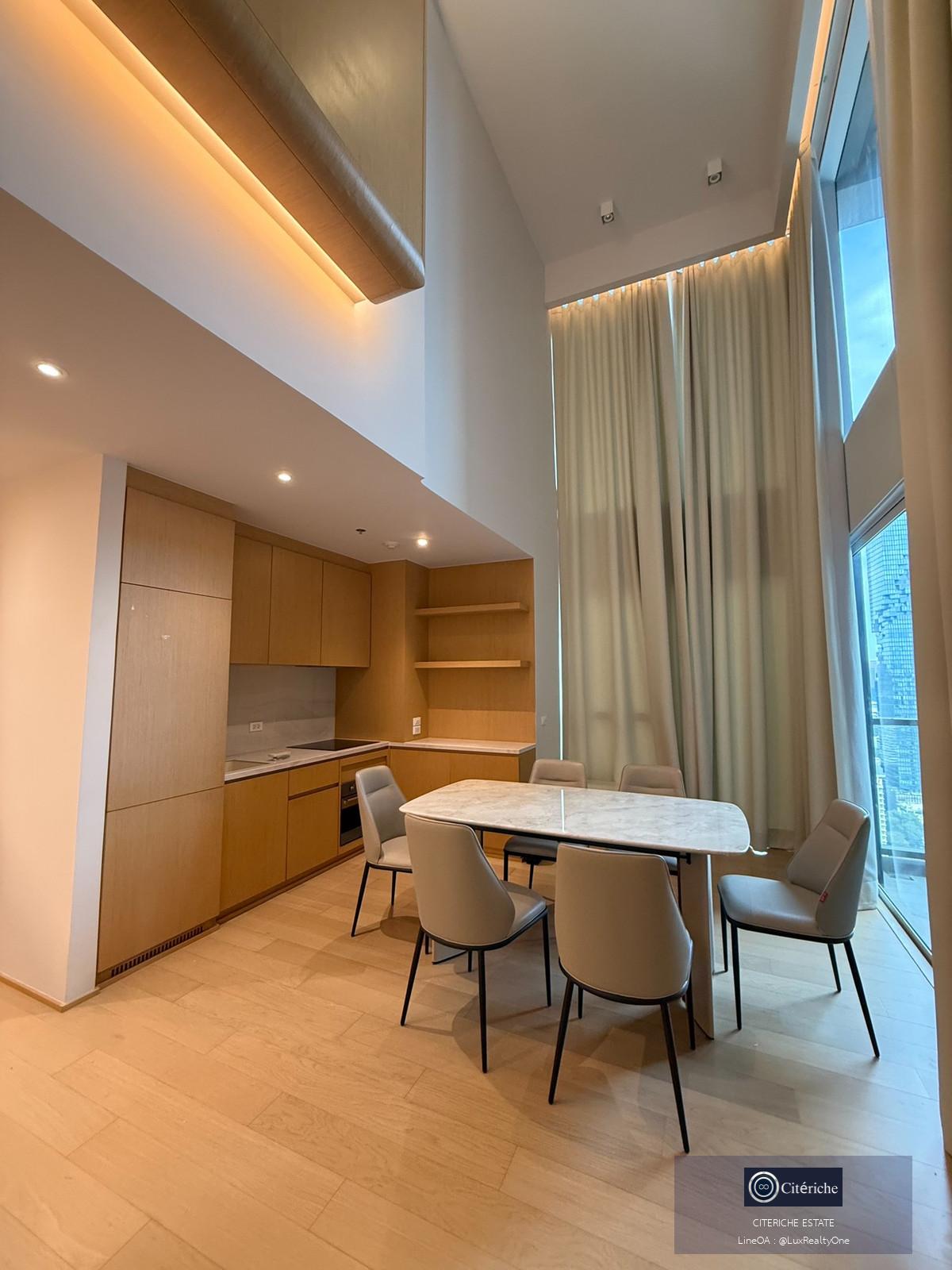 🌇 The Lofts Silom Duplex เพดานสูง Double Volume พร้อมแสงธรรมชาติสวยงาม