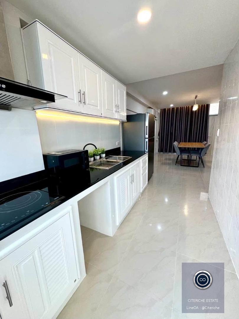 ห้องรีโนเวทใหม่พื้นที่กว้างขวาง | สยามคอนโดมิเนียม | คอนโด 3 ห้องนอน