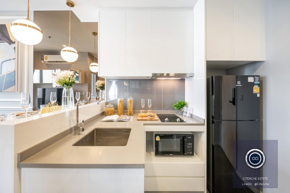 ห้องมุมทิศใต้ วิวเมืองไร้สิ่งกีดขวาง | M Thonglor-10 | Luxury 2-Bedroom Condo