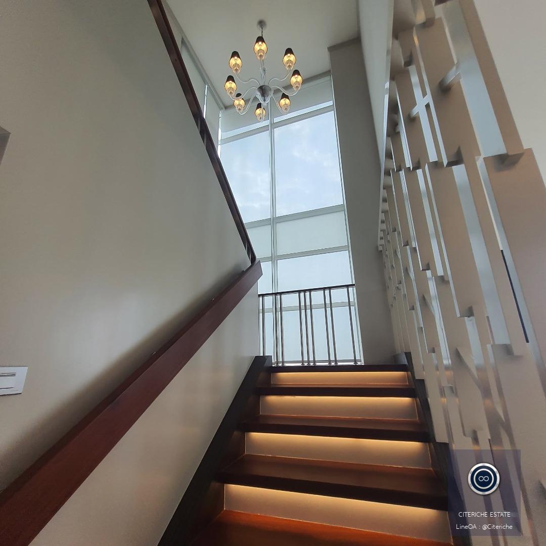 ชั้นบนสุดพร้อมวิวเมืองไร้การบดบัง | The Four Wings Residence Srinakarin | ดูเพล็กซ์เพนต์เฮาส์ 3 ห้องนอน