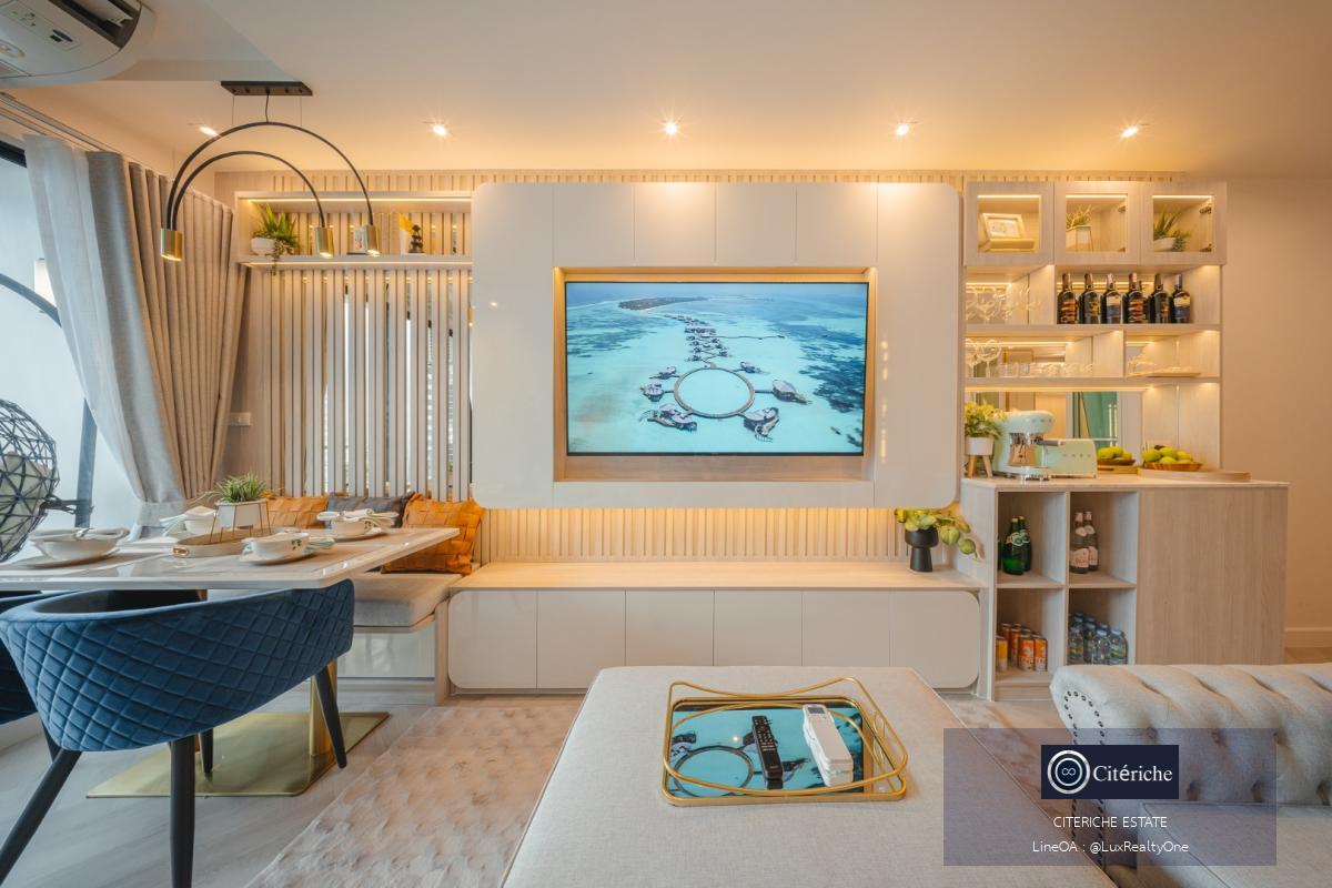 Luxury River View 2BR | Supalai Casa Riva 2