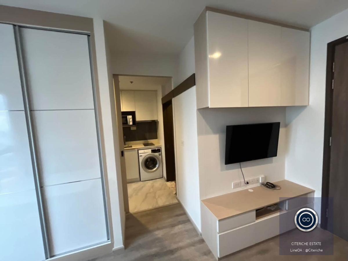 ห้องมุมชั้นสูง | Ideo Mobi Asoke | Luxury Studio Condo